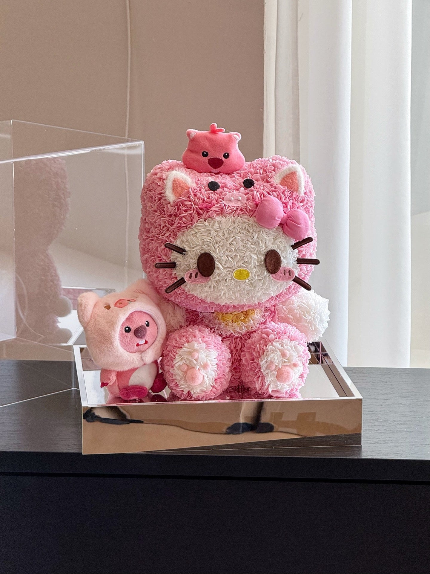 Beaver Hello Kitty Preserved Flower Doll | Handmade Forever Flower Display