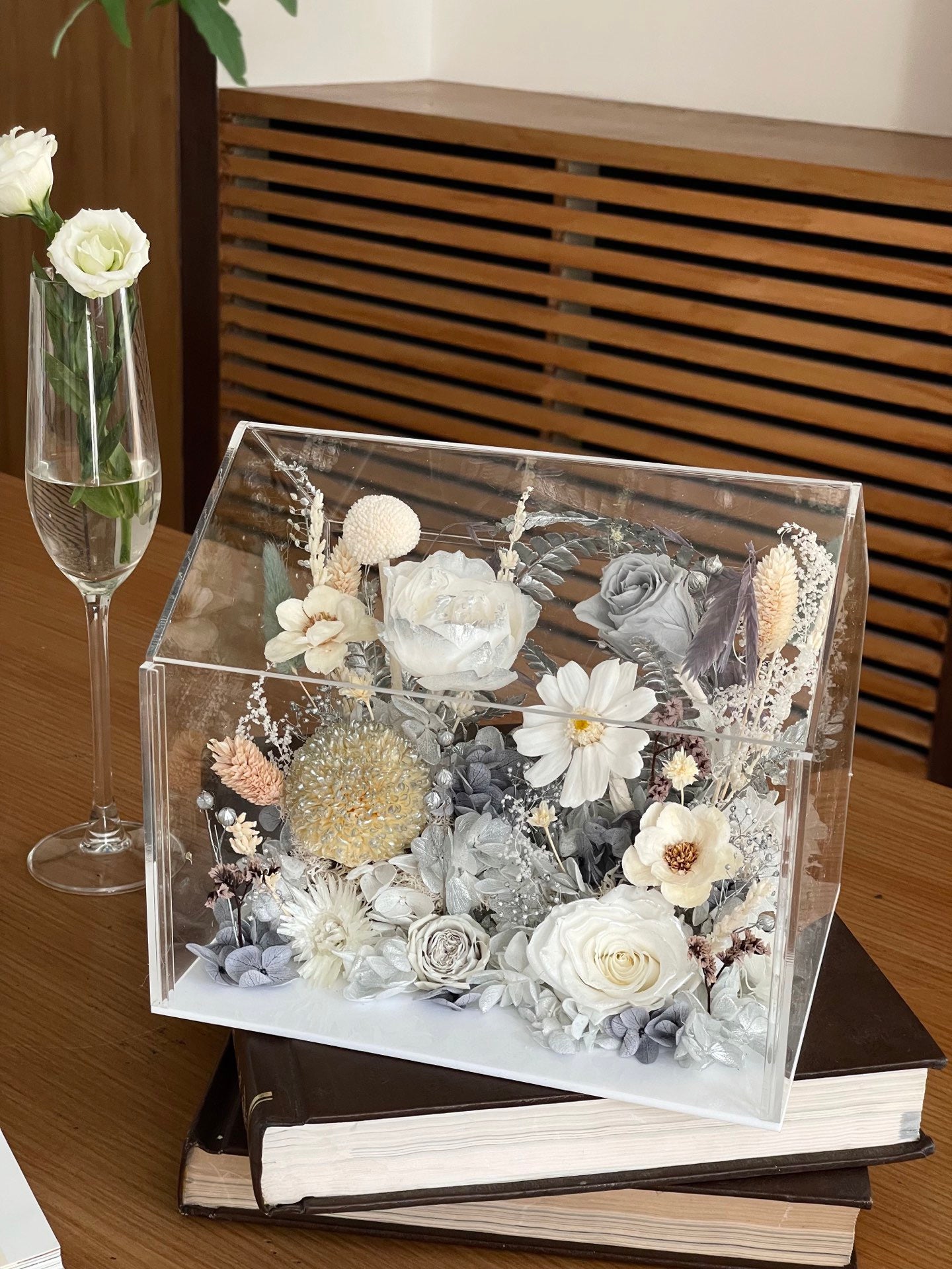 Preserved Flower House Box — Perfect for Mother’s Day / Gift for Mum