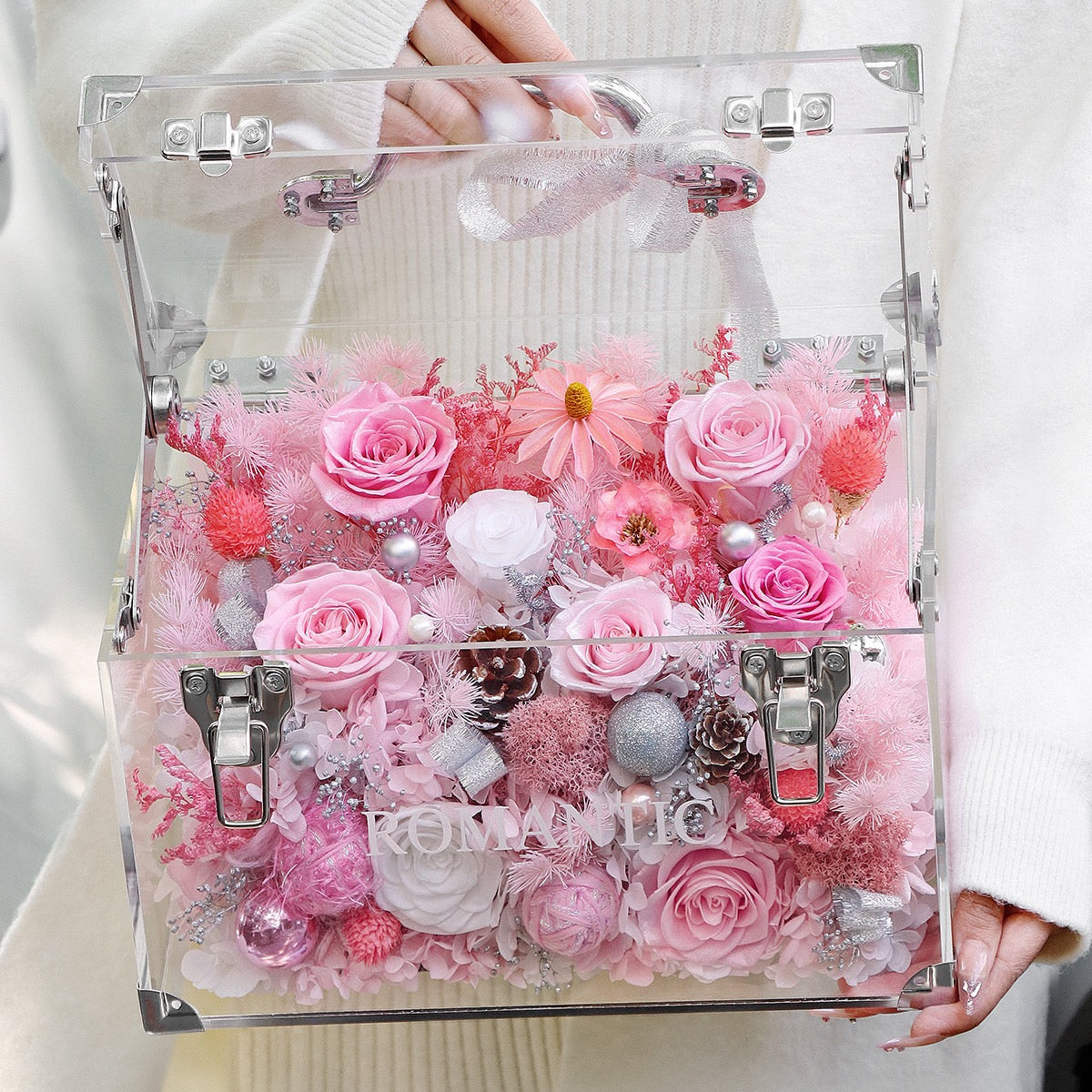 Christmas Preserved Flower Hand-Carry Box | LED Gift Box | Luxury Acrylic Floral Bag – Pink / Red-Green Holiday Edition