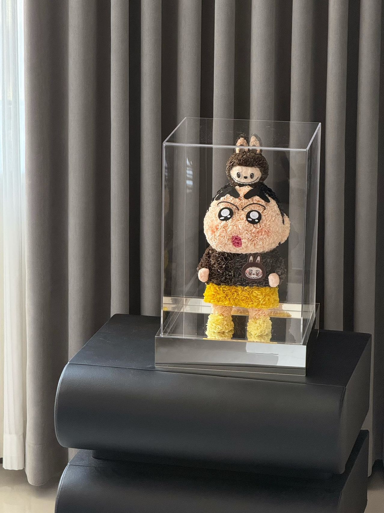 LABUBU x Crayon Shin-chan Preserved Flower Figurine | Handmade Forever Flower Art