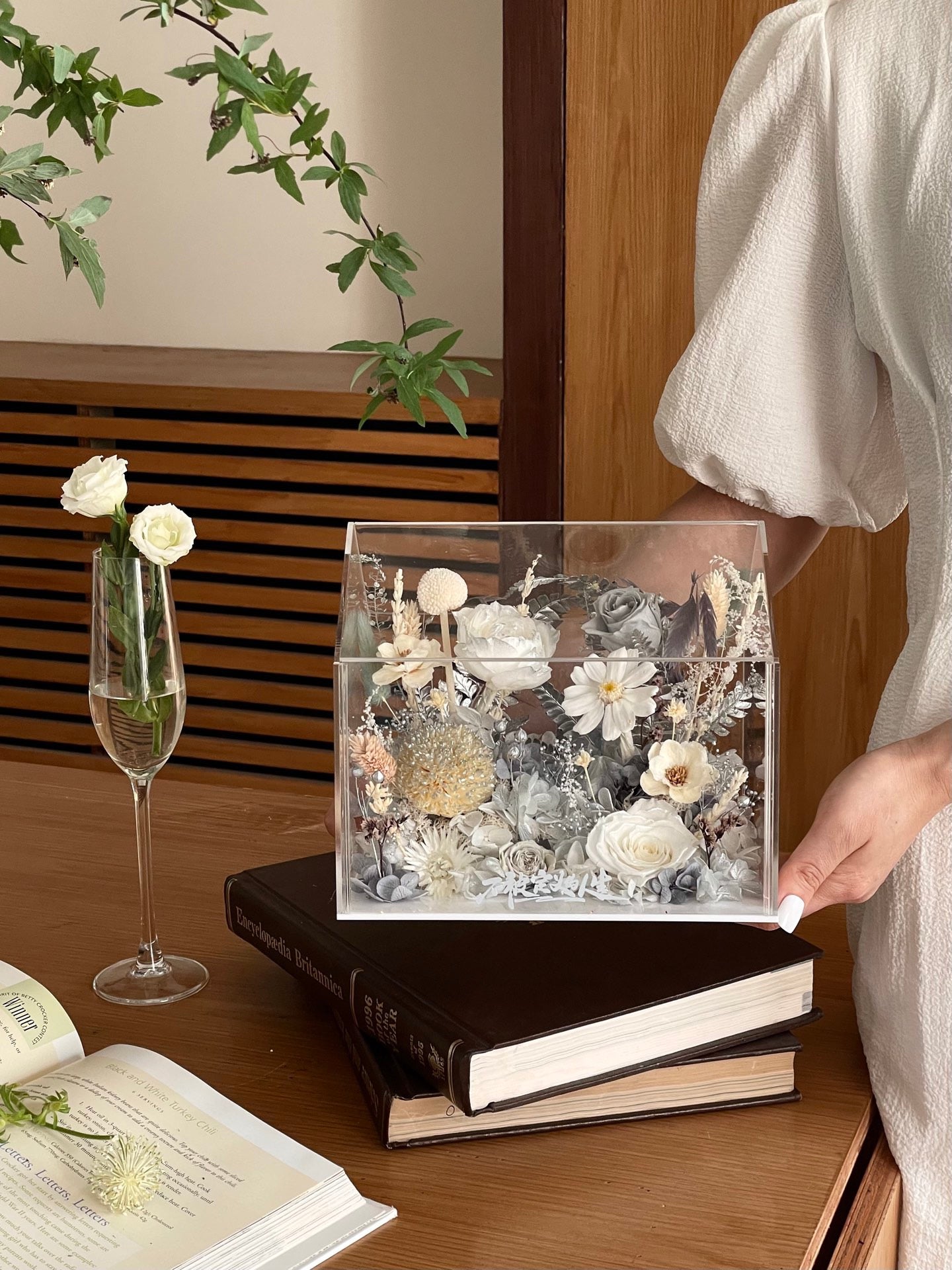 Preserved Flower House Box — Perfect for Mother’s Day / Gift for Mum