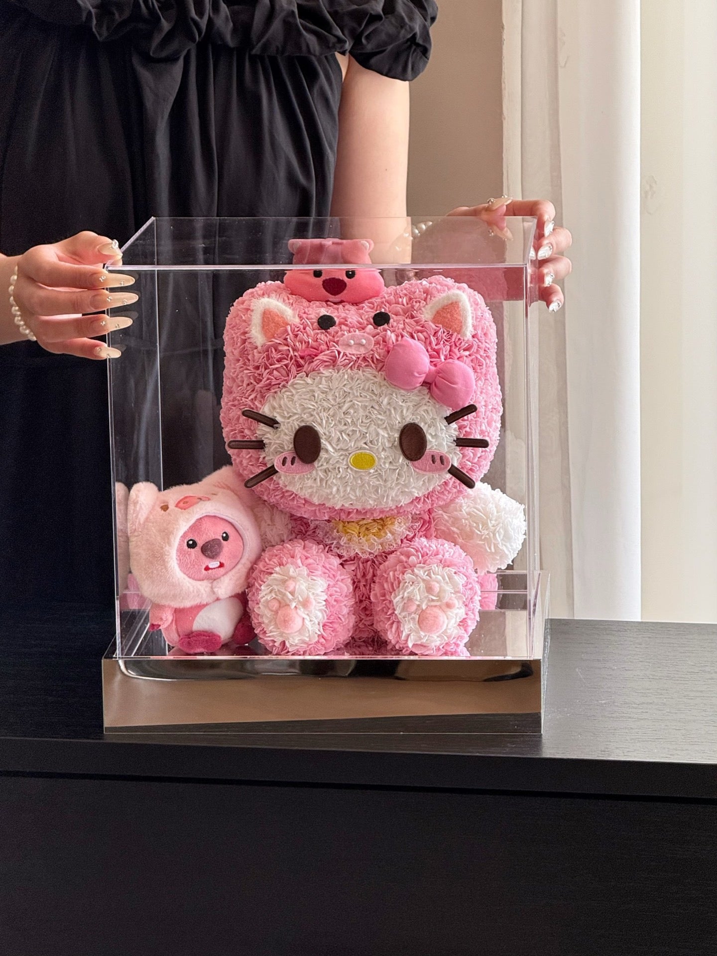 Beaver Hello Kitty Preserved Flower Doll | Handmade Forever Flower Display