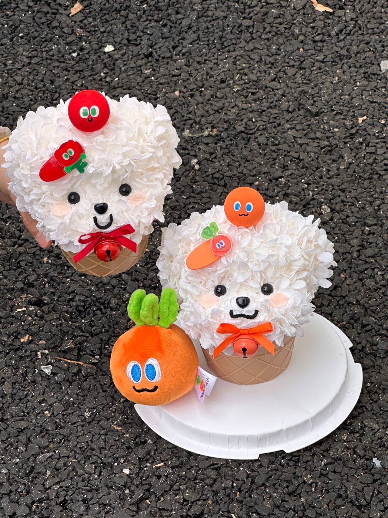 Sweet Ice Cream Puppy – Preserved Flower Arrangement