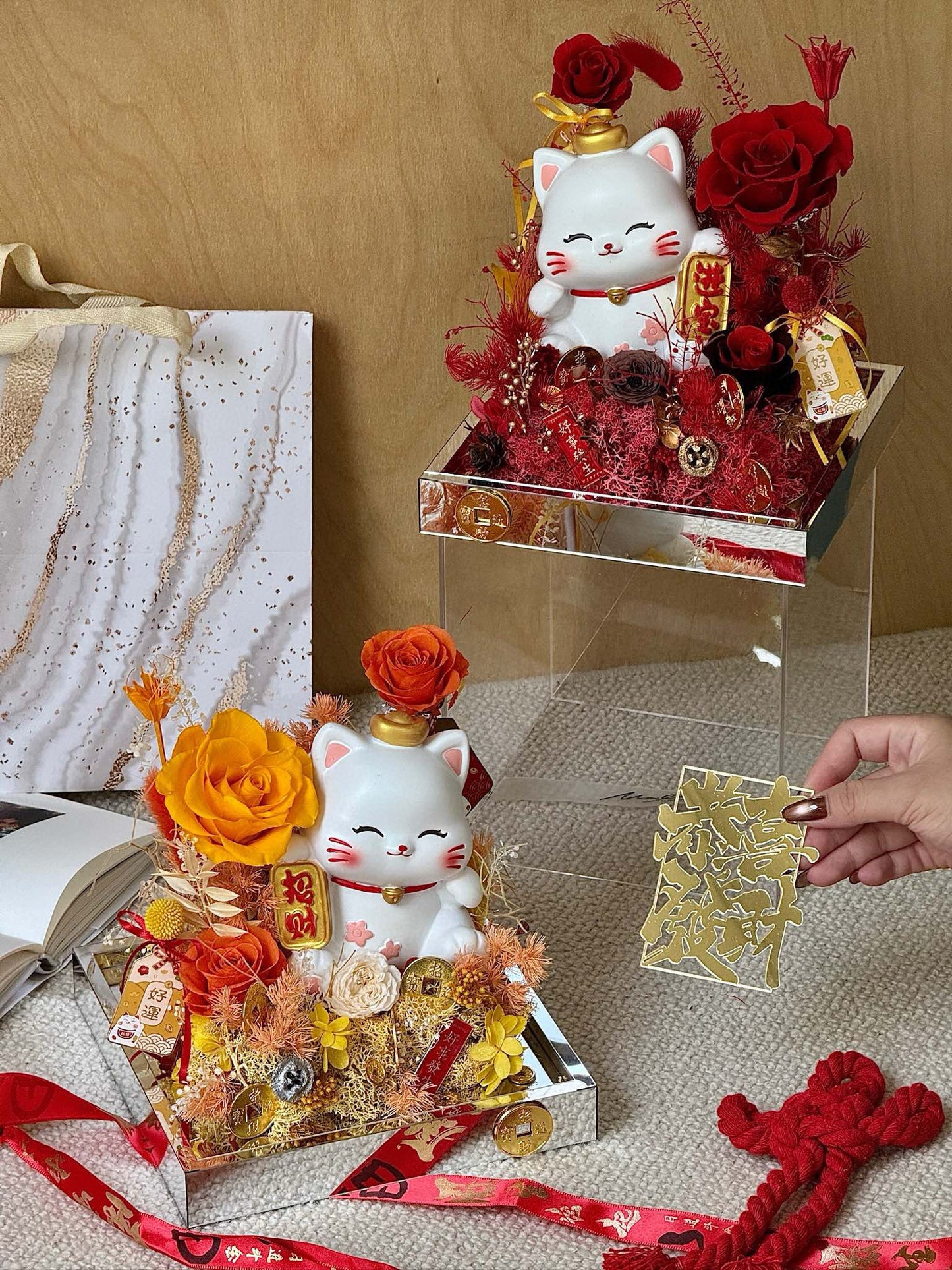 笑みを浮かべる福猫 プリザーブドフラワーアレンジメント 招财猫 | 金九银十限量款